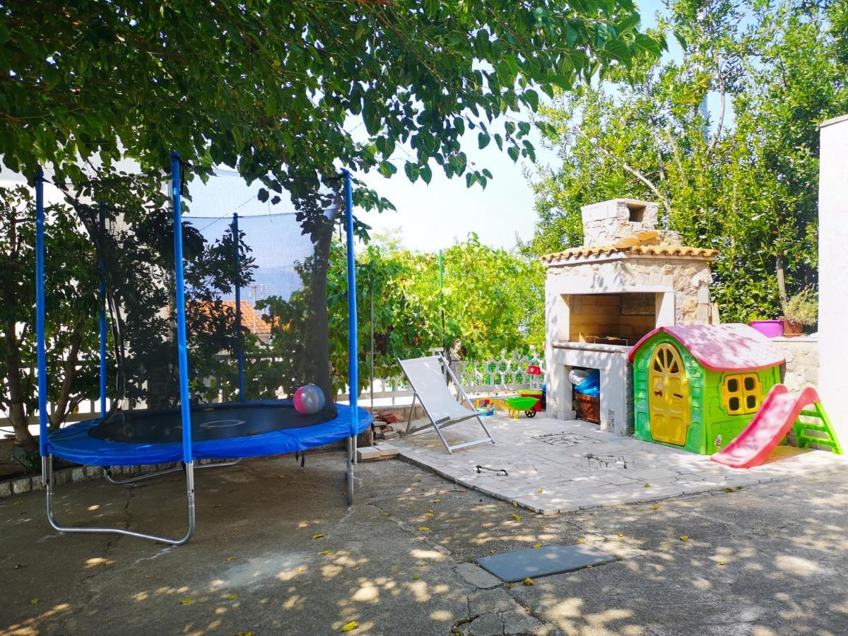 Apartment Magdic Brzac Exteriér fotografie